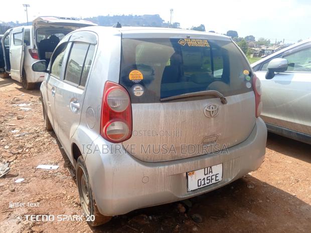 Toyota Passo 2012 Silver