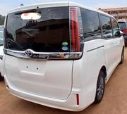 Toyota Noah 2018 White for sale