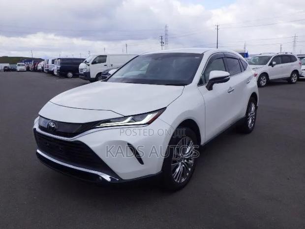 Toyota Harrier 2.0 2021 Pearl