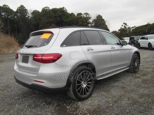 Mercedes-Benz GLC-Class 2019 Silver