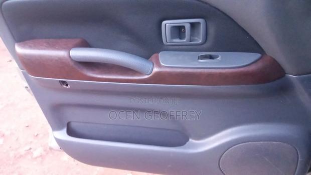Toyota Land Cruiser Prado 2002 Silver
