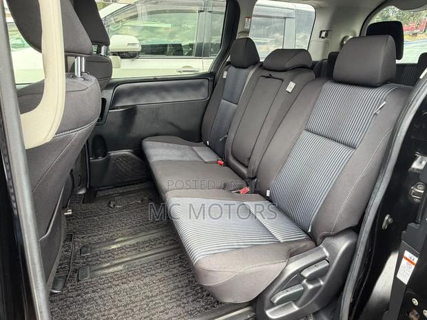 Toyota Noah 2015 Black