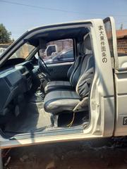 Nissan Pick-Up 1996 White for sale