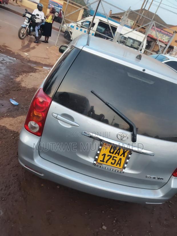 Toyota Raum 2007 Silver