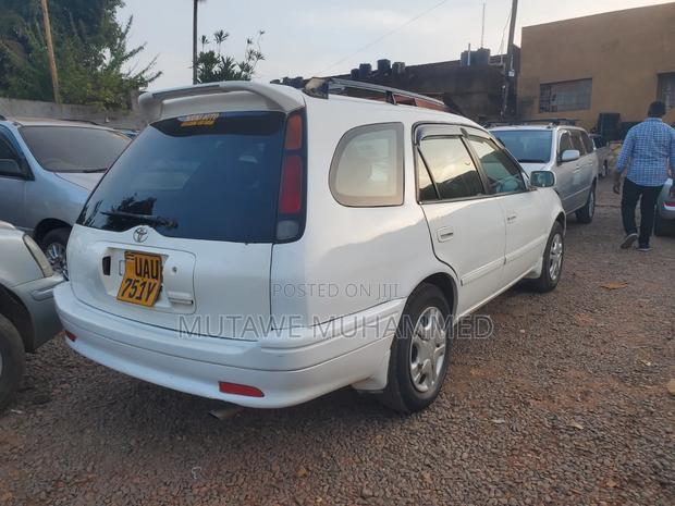 Toyota Carib 2003 White
