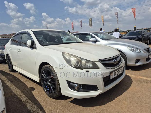 Subaru Legacy 2012 White
