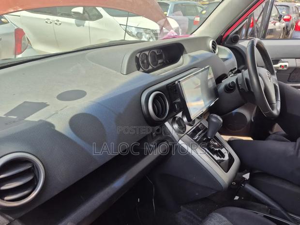 Toyota Rumion 1.5 FWD 2023 Red