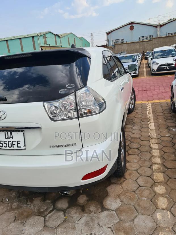 Toyota Harrier 2012 White