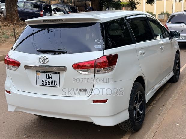 Toyota Wish 2009 White