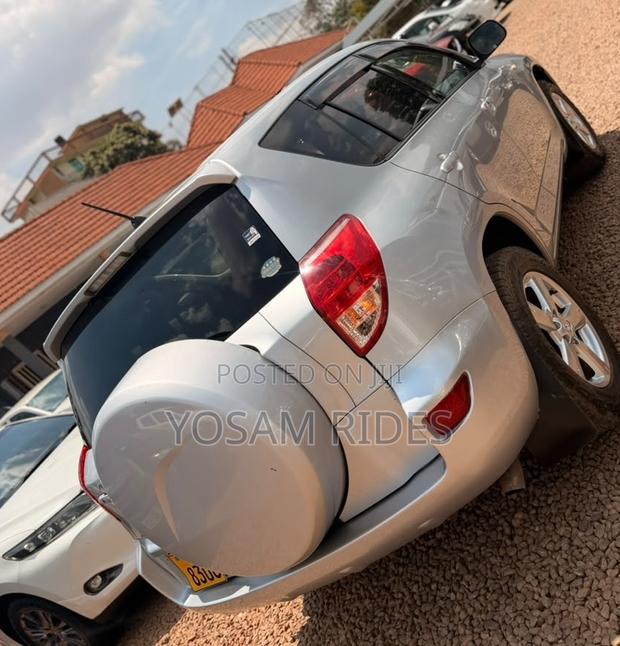 Toyota RAV4 2007 Silver