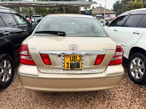 Toyota Premio 2006 Gold