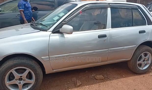 Toyota Starlet Glanza 1995 Silver