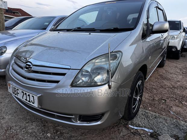 Toyota Corolla Spacio 2006 Silver