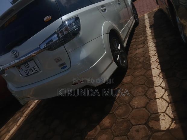 Toyota Wish 2013 White