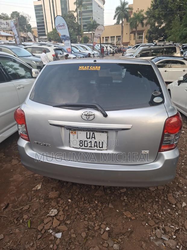 Toyota Corolla Fielder 2012 Silver