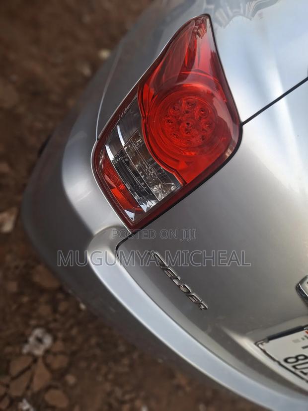 Toyota Corolla Fielder 2012 Silver