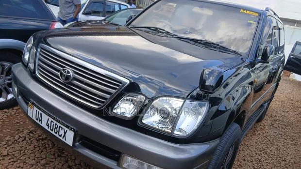 Toyota Land Cruiser 2006 Black
