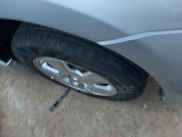 Toyota Wish 2004 Silver