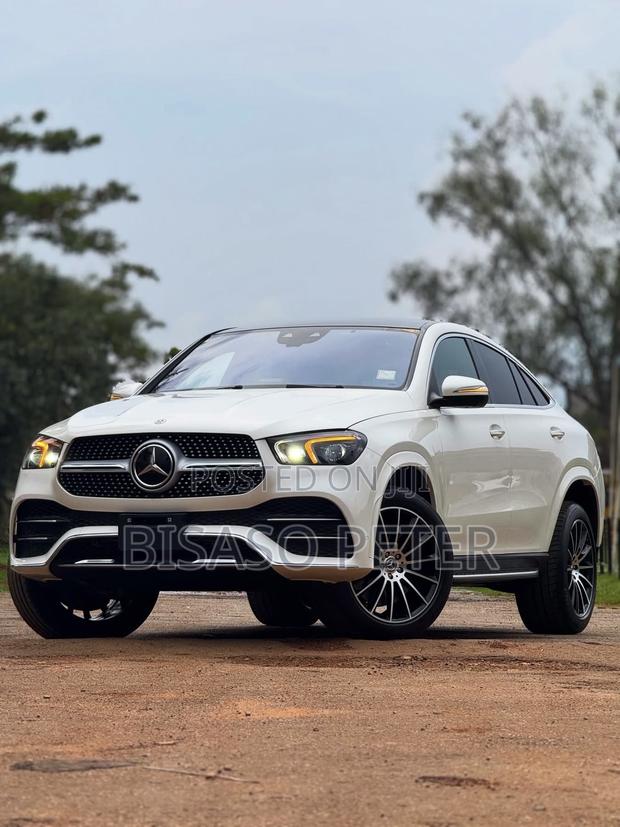 Mercedes-Benz GLE-Class GLE 400d 4MATIC 2021 White