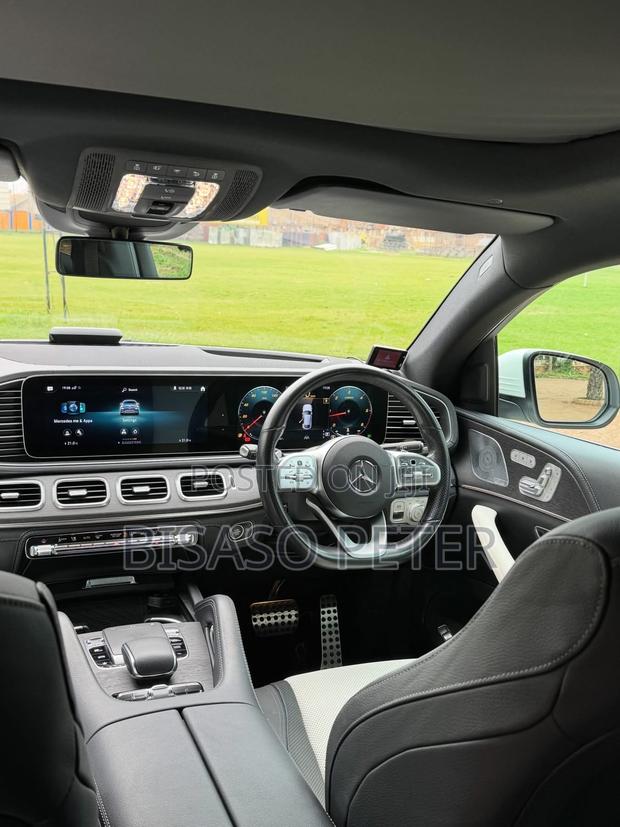 Mercedes-Benz GLE-Class GLE 400d 4MATIC 2021 White