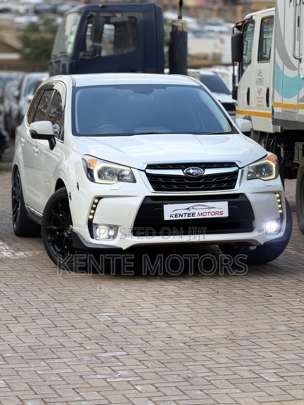 Subaru Forester 2.0XT Touring 4dr SUV AWD (2.0L 4cyl Turbo CVT) 2015