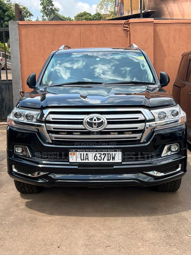 Toyota Land Cruiser Prado 2010 Matt Black