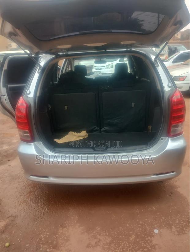 Toyota Wish 2007 Silver