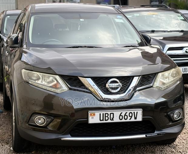 Nissan X-Trail 2.0 Petrol FWD 2016 Black
