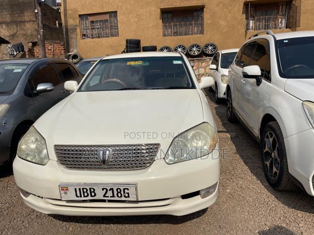 Toyota Mark II 2002 Pearl