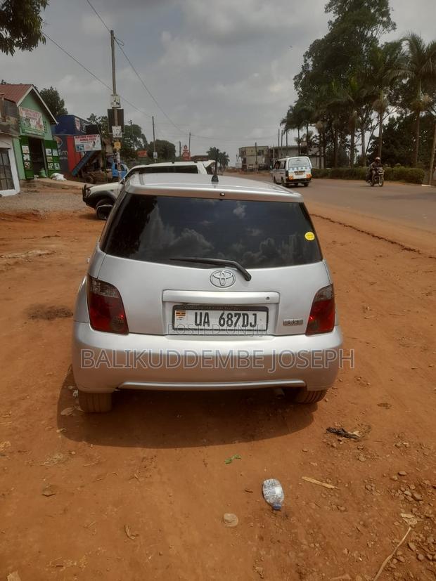 Toyota IST 2006 Silver