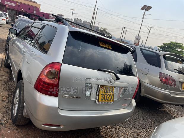 Toyota Corolla Fielder 2006 Silver