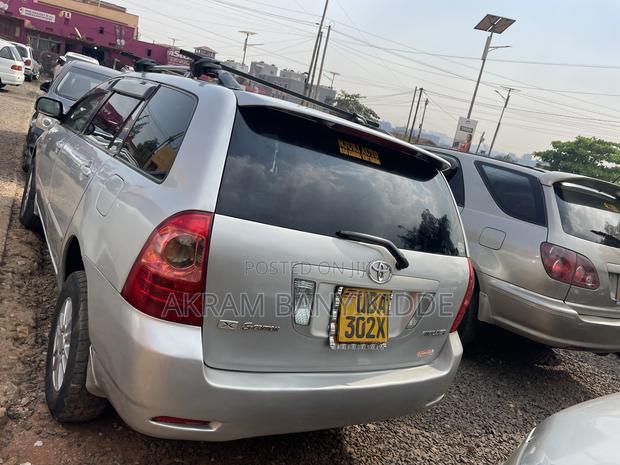 Toyota Corolla Fielder 2006 Silver