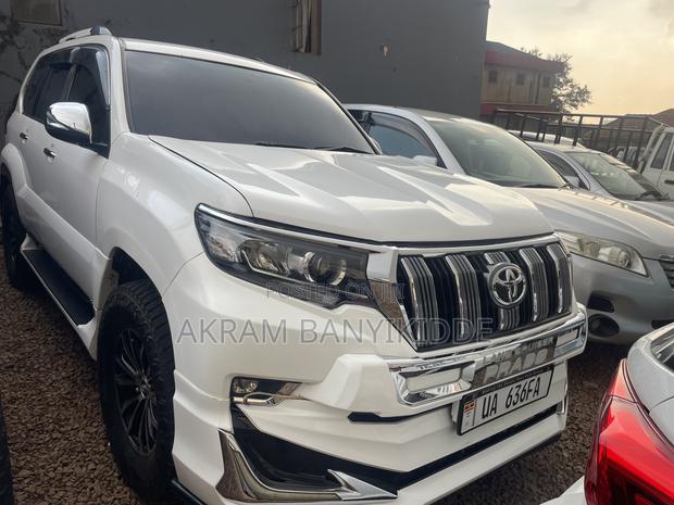Toyota Land Cruiser Prado 2015 White