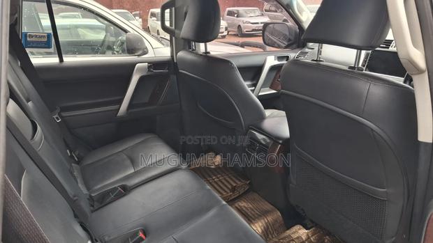 Toyota Land Cruiser Prado 2016 Black