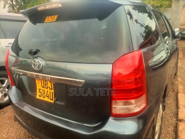 Toyota Wish 2008 Silver