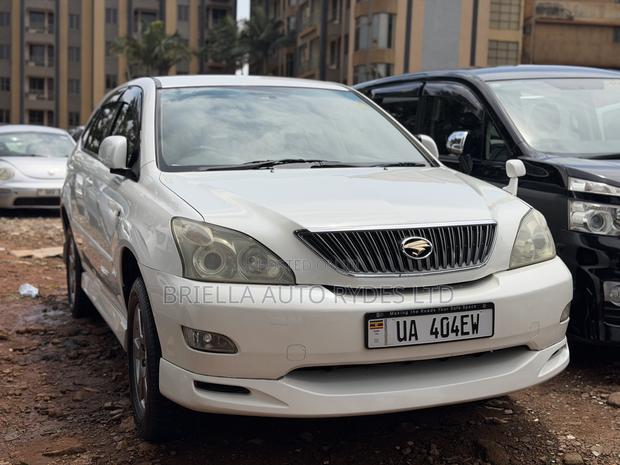 Toyota Harrier 2009 White