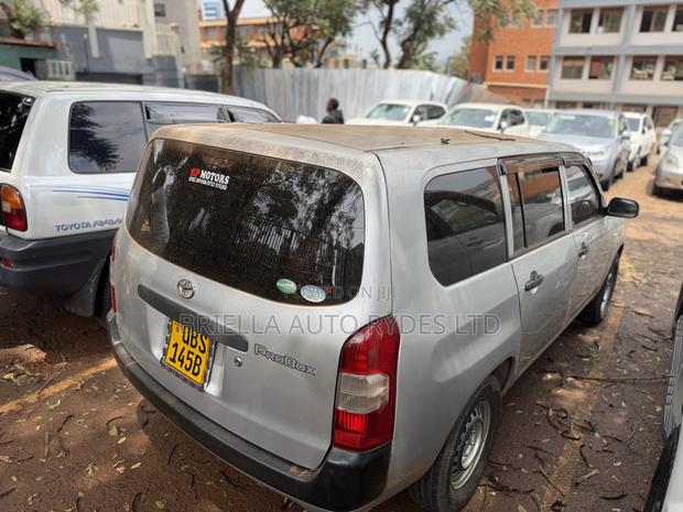 Toyota Probox 2014 Silver