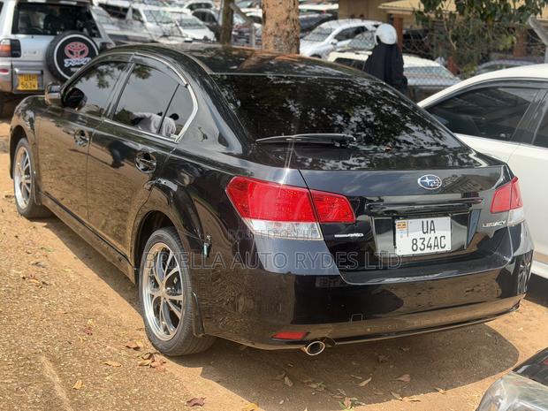 Subaru Legacy 2011 Black