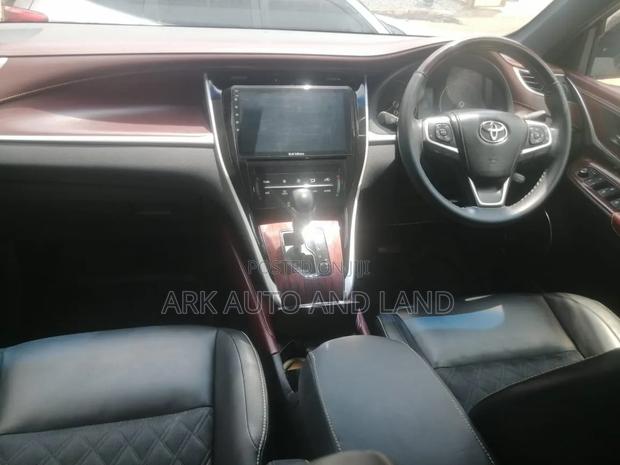 Toyota Harrier 2017 Black