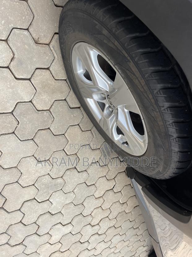Toyota RAV4 2020 Gray