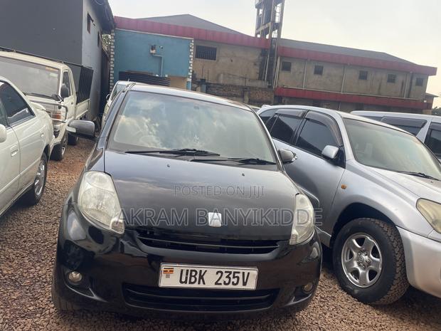 Toyota Passo 2007 Black