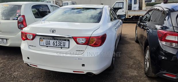 Toyota Mark X 2011 White