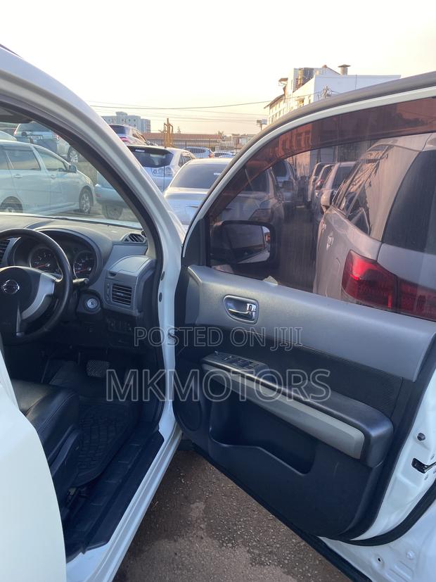 Nissan X-Trail 2.0 Petrol XE 2009 White