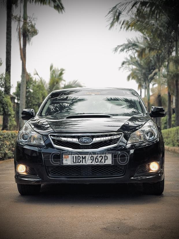 Subaru Legacy 2011 Black