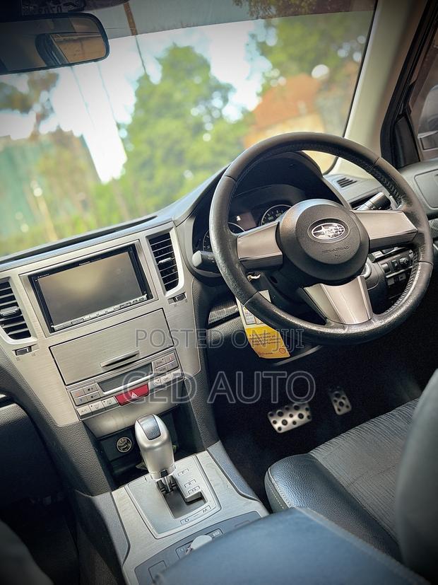 Subaru Legacy 2011 Black