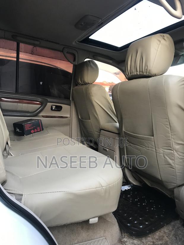 Toyota Land Cruiser Cygnus 4.7 2006 Silver