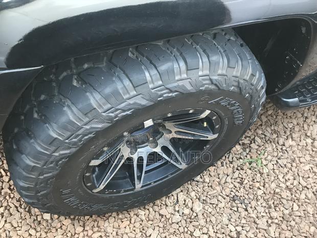 Toyota Hilux 2009 Black