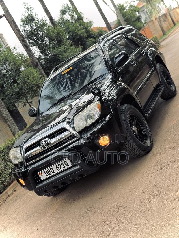 Toyota Hilux Surf 2008 Black