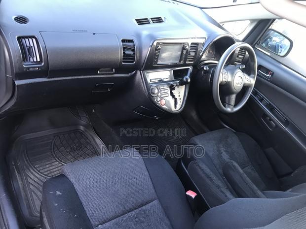 Toyota Wish 2007 White