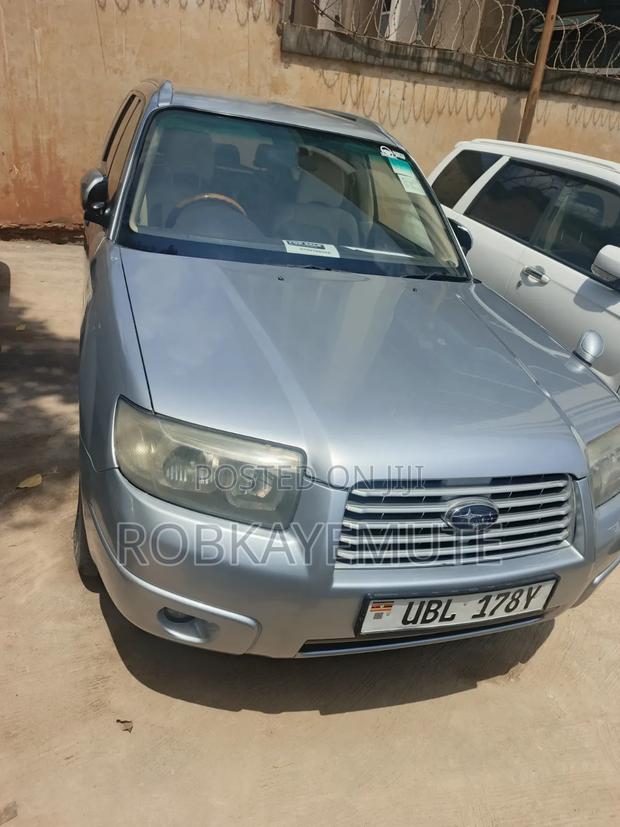 Subaru Forester 2006 Silver